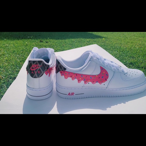 AF1 Custom - Picture 2 of 5